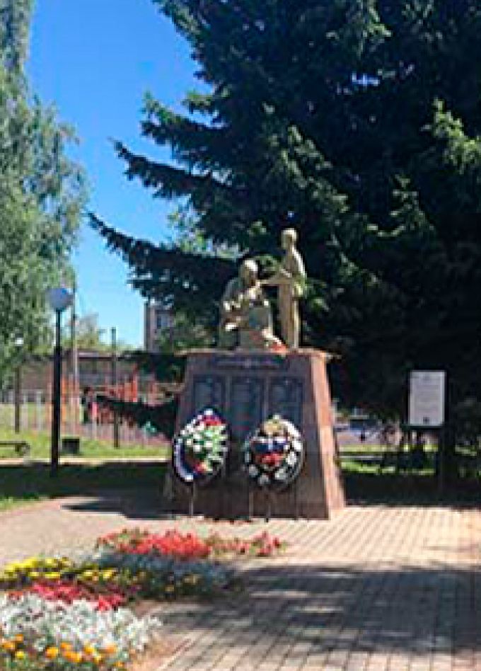 По памятным местам Починка: Экскурсия