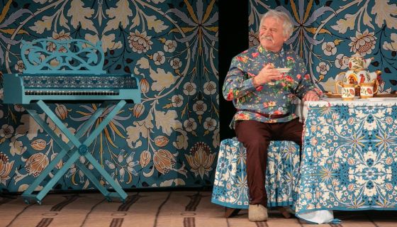 Спектакль «Не в свои сани не садись»